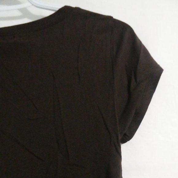 SEDUCTIONS | large | Chocolate Brown V-Neck Tee - Picture 9 of 10